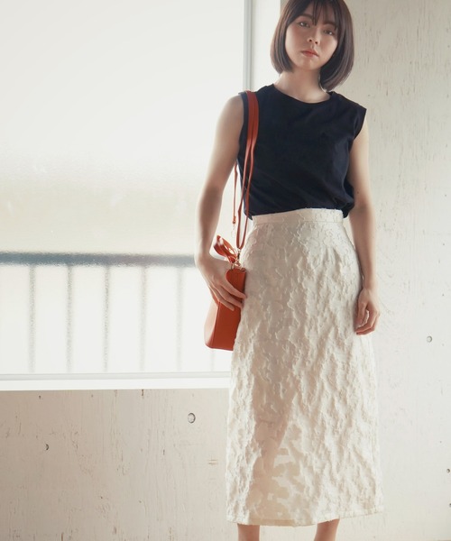 AULI（アウリィ）の「【低身長向けサイズ】シアータイトロングスカート（スカート・レディース・ブラック/イエロー/アイボリー・S/XS）」の22枚目の写真