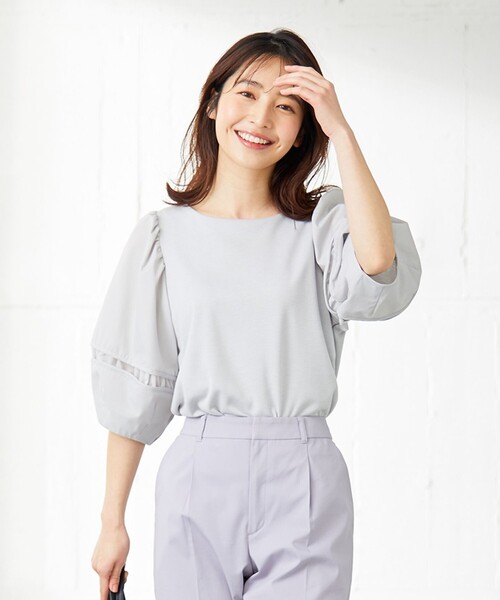 ANY SIS(エニィスィス)の「【洗える】異素材コンビパフスリーブ カットソー(Tシャツ/カットソー・レディース・ブラック系/ライトグレー系/アイボリー系・2)」の3枚目の写真