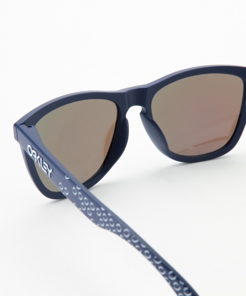 OAKLEY(オークリー)の「OAKLEY / Frogskins B1B COLLECTION(ASIAN FIT)(サングラス・メンズ・ブラック/ブルー・ONE SIZE)」の14枚目の写真