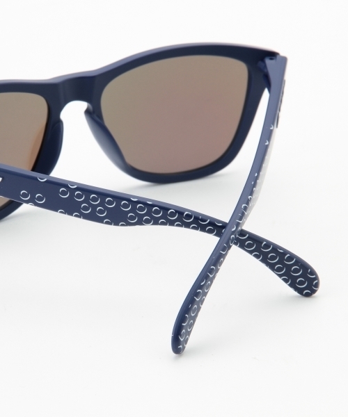 OAKLEY(オークリー)の「OAKLEY / Frogskins B1B COLLECTION(ASIAN FIT)(サングラス・メンズ・ブラック/ブルー・ONE SIZE)」の16枚目の写真