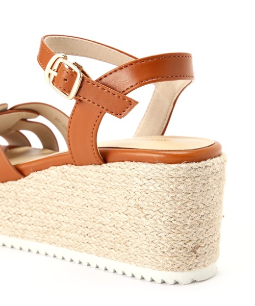 NATURAL BEAUTY BASIC（ナチュラルビューティーベーシック）の「グルカウエッジサンダル（サンダル・レディース・キャメル/ブラック・SMALL/MEDIUM/LARGE）」の10枚目の写真