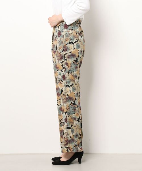 nemne store(ネンネストア)の「ボタニカル花柄イージーパンツ(その他パンツ・レディース・ブラック/グリーン・フリー)」の5枚目の写真