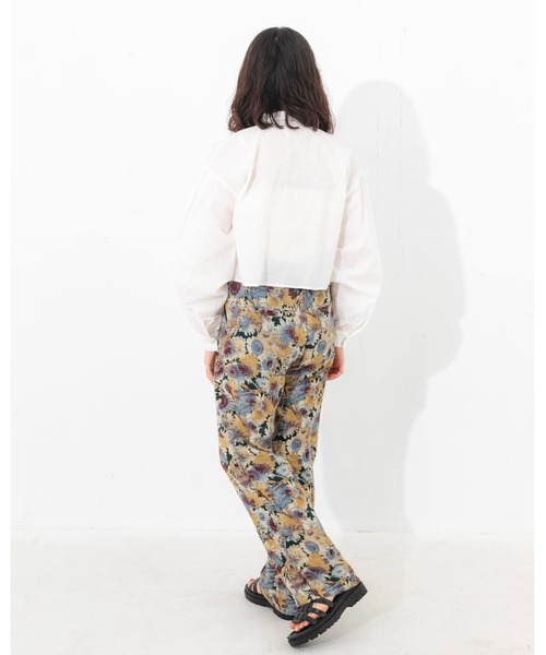 nemne store(ネンネストア)の「ボタニカル花柄イージーパンツ(その他パンツ・レディース・ブラック/グリーン・フリー)」の8枚目の写真