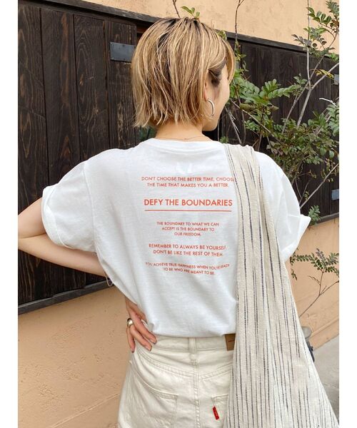 Ungrid(アングリッド)の「UngridロゴルーズTee(Tシャツ/カットソー・レディース・ブラック/オフホワイト/ピンク/ブルー/グリーン・FREE)」の15枚目の写真