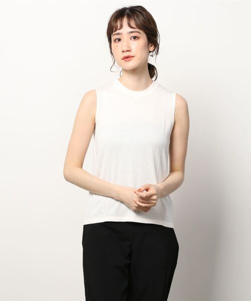 BANANA REPUBLIC FACTORY STORE(バナナリパブリック ファクトリーストア)の「BANANA REPUBLIC FACTORY STORE 日本限定ノースリーブニット(ニット/セーター・レディース・ホワイト/ブラック/ネイビー/グリーン/ナチュラル/ブルー系その他/ブルー・M/L/XS/S)」の2枚目の写真