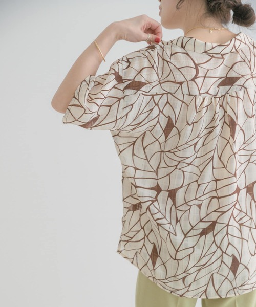 ITEMS URBANRESEARCH（アイテムズ アーバンリサーチ）の「カイキンプリントシャツ（シャツ/ブラウス・レディース・ブラック/オフホワイト・FREE）」の13枚目の写真