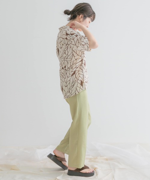 ITEMS URBANRESEARCH（アイテムズ アーバンリサーチ）の「カイキンプリントシャツ（シャツ/ブラウス・レディース・ブラック/オフホワイト・FREE）」の11枚目の写真