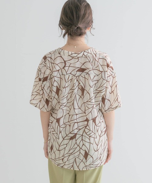 ITEMS URBANRESEARCH（アイテムズ アーバンリサーチ）の「カイキンプリントシャツ（シャツ/ブラウス・レディース・ブラック/オフホワイト・FREE）」の7枚目の写真