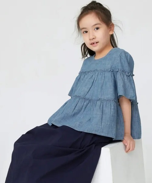 GAP(ギャップ)の「ティアード トップス (キッズ)(シャツ/ブラウス・キッズ・ホワイト/ベージュ/ブルー・M/L/XL/XXL/S)」の3枚目の写真