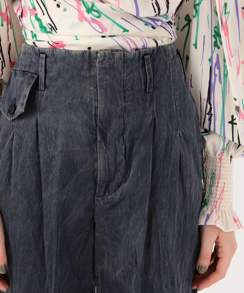 TOMORROWLAND (トゥモローランド)の「GOLDEN GOOSE DELUXE BRAND SALLY タックテーパードパンツ(その他パンツ・レディース・ダークブルー・XXS)」の7枚目の写真