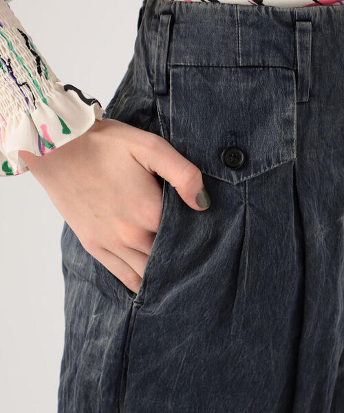 TOMORROWLAND (トゥモローランド)の「GOLDEN GOOSE DELUXE BRAND SALLY タックテーパードパンツ(その他パンツ・レディース・ダークブルー・XXS)」の10枚目の写真