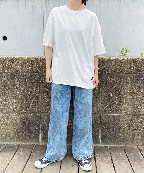 PairPair(ペアペア)の「WピスネームポケットTEE(ユニセックス)(Tシャツ/カットソー・メンズ・オフホワイト/ボルドー/スミクロ・MEDIUM/LARGE)」の4枚目の写真