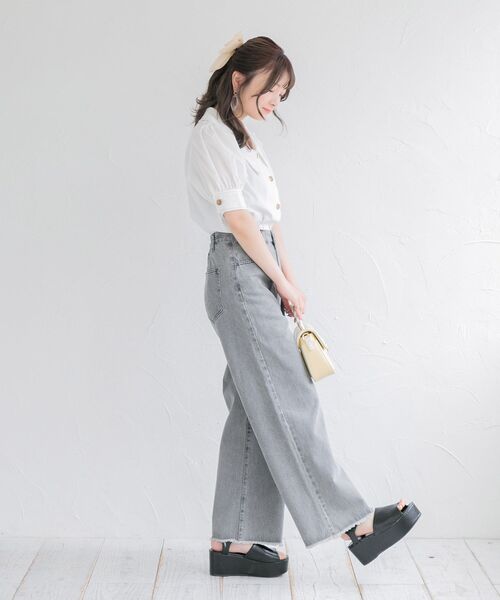 ems excite（エムズエキサイト）の「ステッチショートシャツ（シャツ/ブラウス・レディース・ブラック/ホワイト/ライトグレー・FREE）」の14枚目の写真