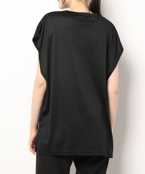 WHITELAND(ホワイトランド)の「WHITELAND/ホワイトランド/プリーツノースリーブ(Tシャツ/カットソー・レディース・ブラック/グレー/ブルー・MEDIUM/LARGE)」の4枚目の写真