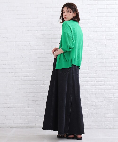 SHOO・LA・RUE（シューラルー）の「◆【洗える】シアー Vネック カーディガン（カーディガン/ボレロ・レディース・ブラック/オレンジ/ブルー/グリーン/ホワイト系・00）」の17枚目の写真