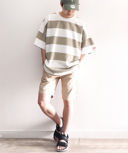 Java(ジャバ)の「《JaVa ジャバコラボ》綿100%、ワイドボーダーbigシルエットトップス(Tシャツ/カットソー・メンズ・ブラック/ブラウン/グリーン系その他/グレイッシュベージュ・MEDIUM/LARGE/X-LARGE)」の5枚目の写真