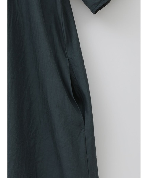 enchainement（アンシェヌマン）の「Cupra Typewriter Dress（シャツワンピース・レディース・ダークブラウン/オフホワイト/グリーン・フリー）」の8枚目の写真