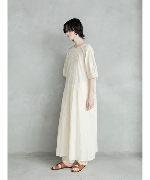 enchainement（アンシェヌマン）の「Cupra Typewriter Dress（シャツワンピース・レディース・ダークブラウン/オフホワイト/グリーン・フリー）」の13枚目の写真