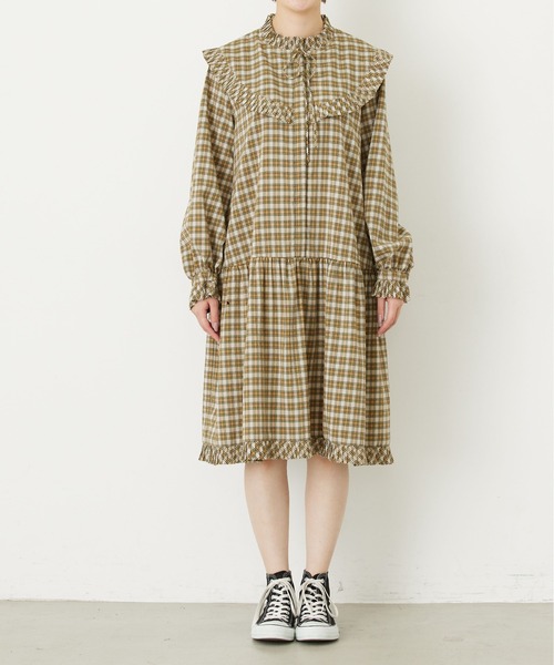 MILKFED.(ミルクフェド)の「PLAID PLEATED BIG COLLAR DRESS(ワンピース・レディース・ベージュ/ネイビー/レッド・ONE SIZE)」の13枚目の写真