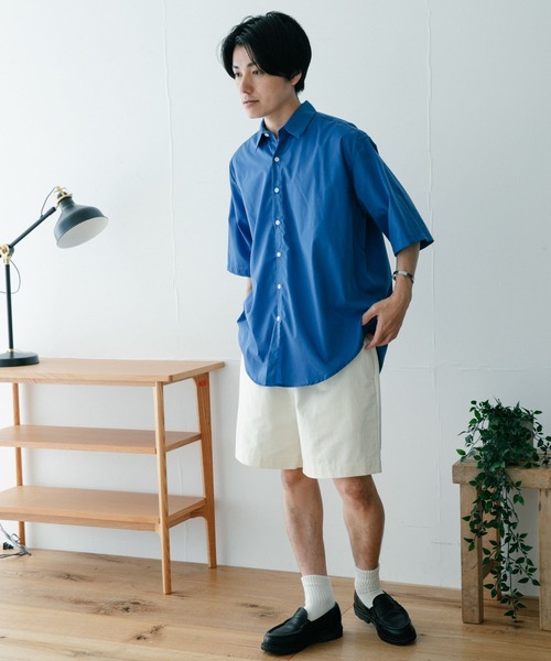 ITEMS URBANRESEARCH（アイテムズ アーバンリサーチ）の「2-tuck チノショートパンツ（チノパンツ・メンズ・カーキ/オフホワイト/ブラック・MEDIUM/LARGE）」の11枚目の写真