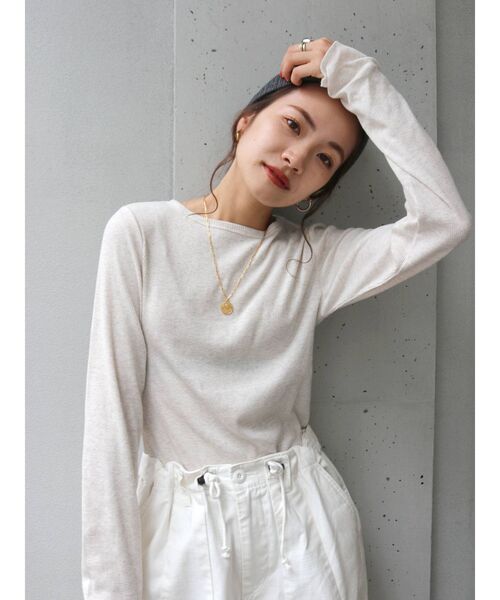 Ungrid(アングリッド)の「オーガニックコットンテレコロングスリーブTee(Tシャツ/カットソー・レディース・アイボリー/ブラック・FREE)」の2枚目の写真