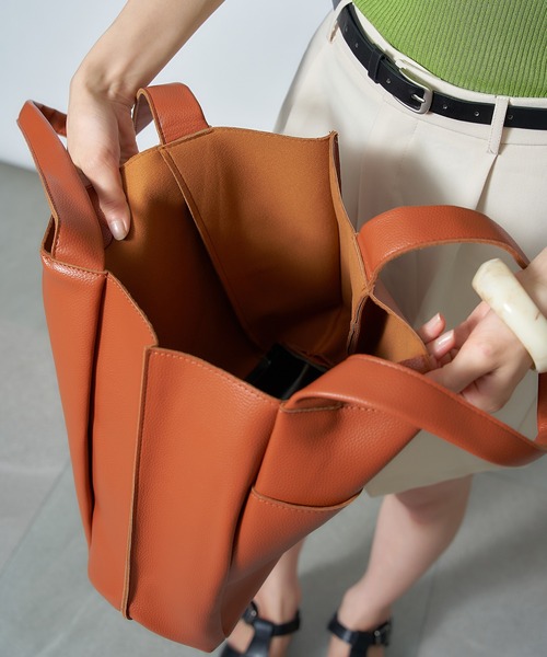 MAISON BREEZE（メゾンブリーズ）の「【MAISON BREEZE】大容量PUレザートートバッグ KNF（トートバッグ・レディース・ベージュ/ブラウン/ブラック・FREE）」の8枚目の写真