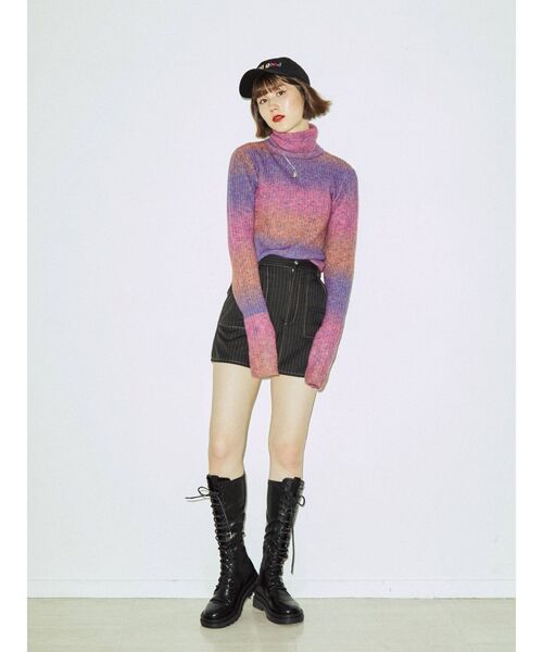 jouetie(ジュエティ)の「グラデーションタートルニット(ニット/セーター・レディース・ブルー/パープル/オレンジ・MEDIUM)」の8枚目の写真