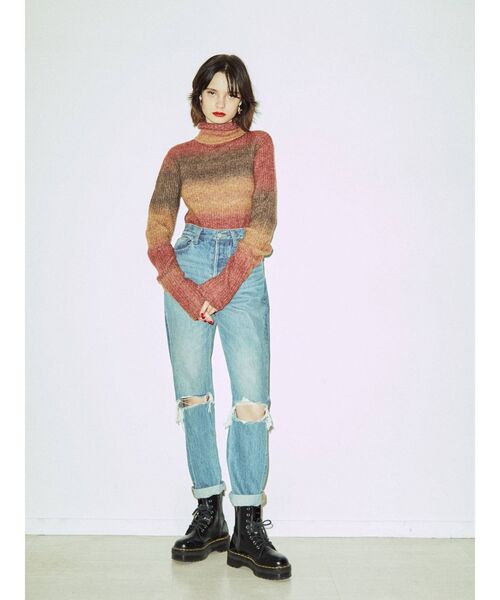 jouetie(ジュエティ)の「グラデーションタートルニット(ニット/セーター・レディース・ブルー/パープル/オレンジ・MEDIUM)」の15枚目の写真