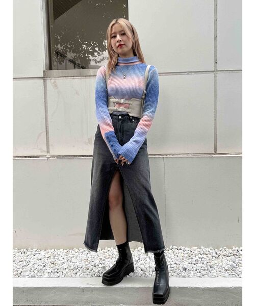 jouetie(ジュエティ)の「グラデーションタートルニット(ニット/セーター・レディース・ブルー/パープル/オレンジ・MEDIUM)」の20枚目の写真