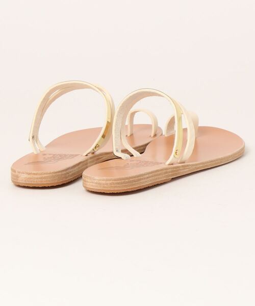 ANCIENT GREEK SANDALS（エンシェントグリークサンダルズ）の「Curensology(カレンソロジー)/【ANCIENT GREEK SANDALS】メタルトゥリングサンダル（サンダル・レディース・オフホワイト・35/36/38）」の3枚目の写真