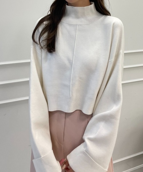 EIMY ISTOIRE（エイミーイストワール）の「バックスリットショートニットプルオーバー（ニット/セーター・レディース・モカ/イエロー/オレンジ/ホワイト/グリーン/ブラック・FREE）」の2枚目の写真