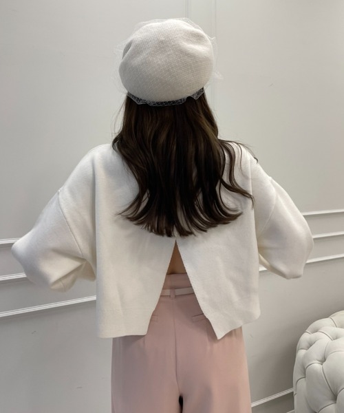 EIMY ISTOIRE（エイミーイストワール）の「バックスリットショートニットプルオーバー（ニット/セーター・レディース・モカ/イエロー/オレンジ/ホワイト/グリーン/ブラック・FREE）」の17枚目の写真