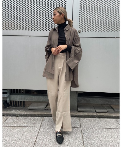 LiSeek（リシーク）の「【LiSeeK】スリーブ釦シャツ（シャツ/ブラウス・レディース・ホワイト/ブラック/ブラウン・FREE）」の15枚目の写真