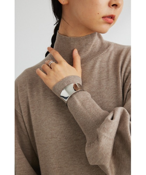 STYLEMIXER（スタイルミキサー）の「フラットワイドバングル（バングル/リストバンド・レディース・シルバー/ゴールド・FREE）」の3枚目の写真