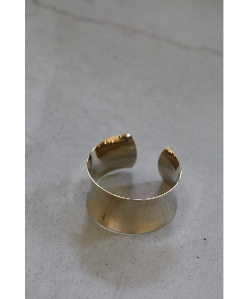 STYLEMIXER（スタイルミキサー）の「フラットワイドバングル（バングル/リストバンド・レディース・シルバー/ゴールド・FREE）」の8枚目の写真