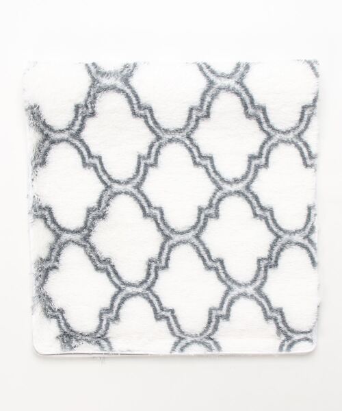 aimoha（アイモハ）の「モロッコタイル柄シャギーラグマット／カーペット（ラグ/マット・レディース・ベージュ/グレー/ホワイト/ブラック/ダークグレー・FREE）」の7枚目の写真