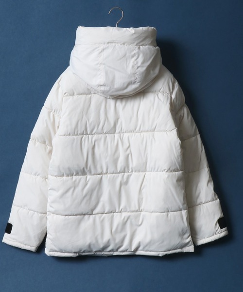 ANPAS(アンパス)の「2WAY Big Hooded Eco Down Jacket/2WAY ビッグフード エコダウンジャケット レディース メンズ(ダウンジャケット/コート・メンズ・オフホワイト/ブラック・L/LL/M)」の4枚目の写真