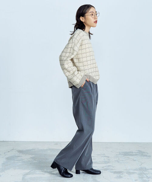 fredy emue（フレディエミュ）の「ツイードニット クルーネックプルオーバー（ニット/セーター・レディース・ネイビー/グレイッシュベージュ/チャコールグレー・38）」の22枚目の写真