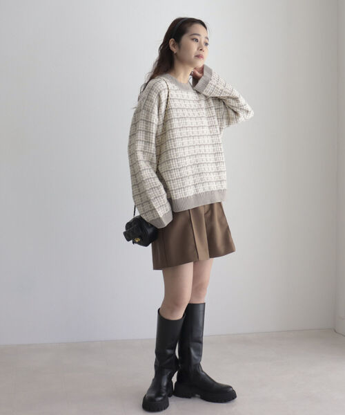 fredy emue（フレディエミュ）の「ツイードニット クルーネックプルオーバー（ニット/セーター・レディース・ネイビー/グレイッシュベージュ/チャコールグレー・38）」の14枚目の写真