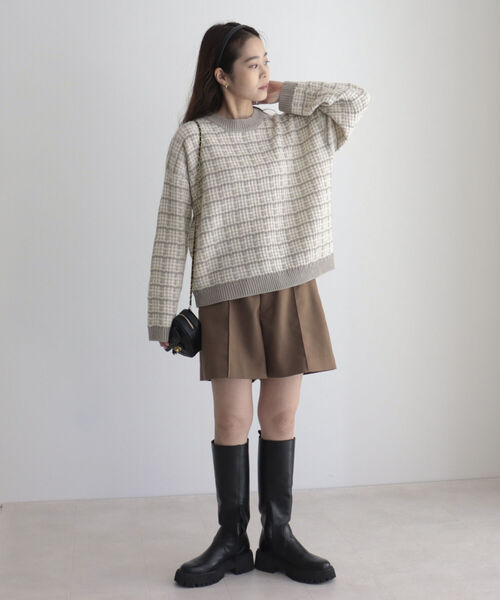 fredy emue（フレディエミュ）の「ツイードニット クルーネックプルオーバー（ニット/セーター・レディース・ネイビー/グレイッシュベージュ/チャコールグレー・38）」の16枚目の写真