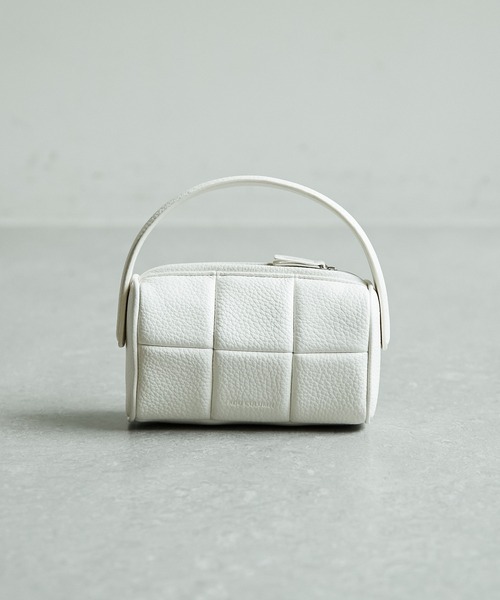 ADD CULUMN（アドカラム）の「【ADD CULUMN】PUFFハンドバッグ（ハンドバッグ・レディース・ホワイト/ブラック・FREE）」の5枚目の写真