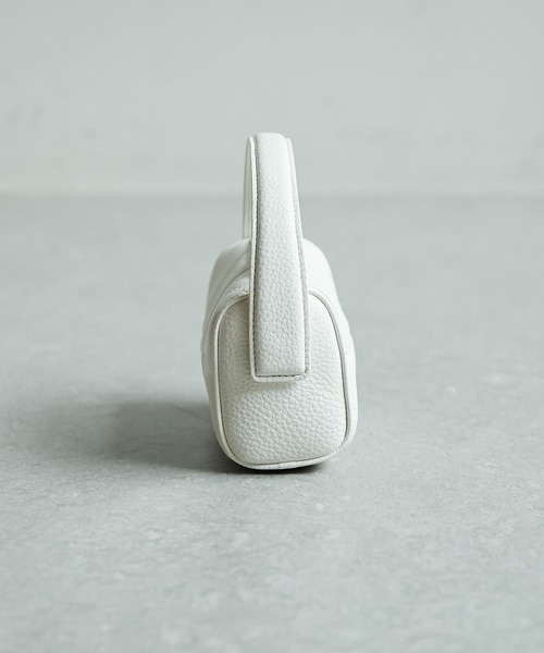 ADD CULUMN（アドカラム）の「【ADD CULUMN】PUFFハンドバッグ（ハンドバッグ・レディース・ホワイト/ブラック・FREE）」の6枚目の写真