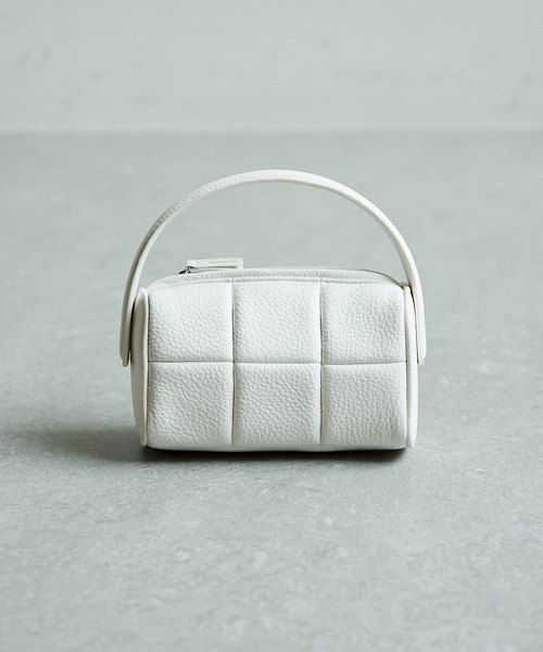 ADD CULUMN（アドカラム）の「【ADD CULUMN】PUFFハンドバッグ（ハンドバッグ・レディース・ホワイト/ブラック・FREE）」の7枚目の写真