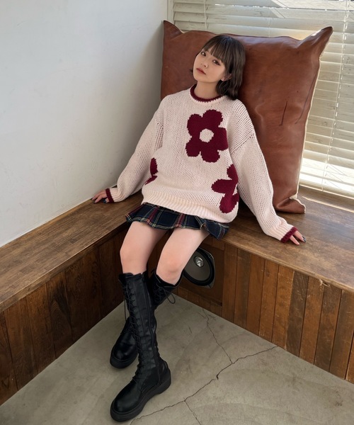 shesame（シーセム）の「マーガレッド柄ジャガードニット（ニット/セーター・レディース・ブルー/アイボリー/グリーン・MEDIUM/LARGE）」の22枚目の写真