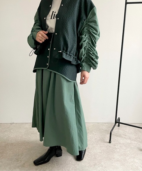 LHELBIE(レルビエ)の「マルチウェイキルトジャガード×ナイロンスカート(スカート・レディース・アイボリー/ブラック/グリーン・M)」の19枚目の写真