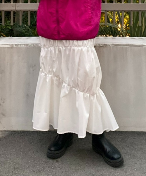 RODEO CROWNS WIDE BOWL（ロデオクラウンズワイドボウル）の「ステッチギャザースカート（スカート・レディース・ブラック/ホワイト・FREE）」の13枚目の写真