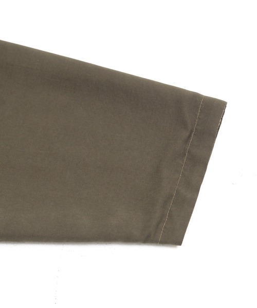 Revo.（レボ）の「Revo. コーデュロイ襟 ポリピーチツイル リバーシブル ロングコート/スプリングコート（ステンカラーコート・メンズ・ブラック/オリーブ/アイボリー・1/2）」の4枚目の写真