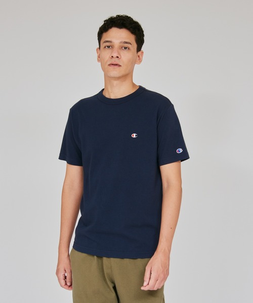 Champion（チャンピオン）の「【Champion/チャンピオン】メンズ ベーシック ショートスリーブTシャツ（Tシャツ/カットソー・メンズ・グリーン系その他3/オレンジ系その他3/ホワイト/ブルー系その他5/ブラック/グレー/ネイビー/ダークグリーン/ライトイエロー/オートミール/イエロー系その他3/サンドベージュ/ロイヤルブルー/ピーコックグリーン系/レッド系その他6/ベージュ系その他3/イエロー系その他/サックスブルー/ブルー系その他・MEDIUM/LARGE/X-LARGE/SMALL）」の10枚目の写真