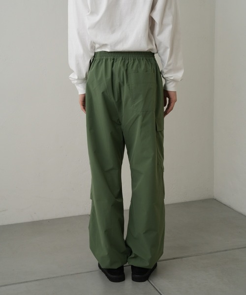 COLONY 2139（コロニートゥーワンスリーナイン）の「ストレッチカーゴパンツ（カーゴパンツ・メンズ・ブラック/オリーブ・MEDIUM/LARGE）」の6枚目の写真