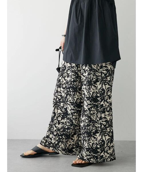 CRAFT STANDARD BOUTIQUE（クラフトスタンダードブティック）の「アートフラワーイージーパンツ（その他パンツ・レディース・アイボリー/グリーン・FREE）」の6枚目の写真